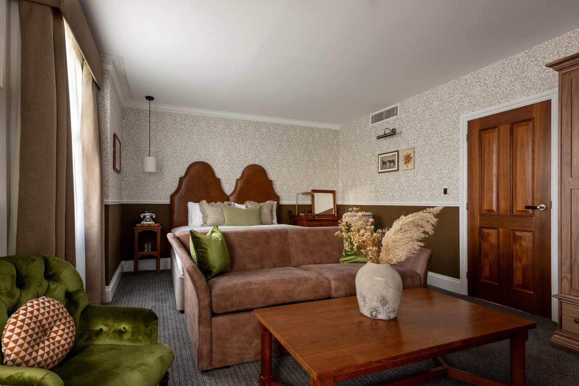 The Drayton Court Hotel London Exterior photo