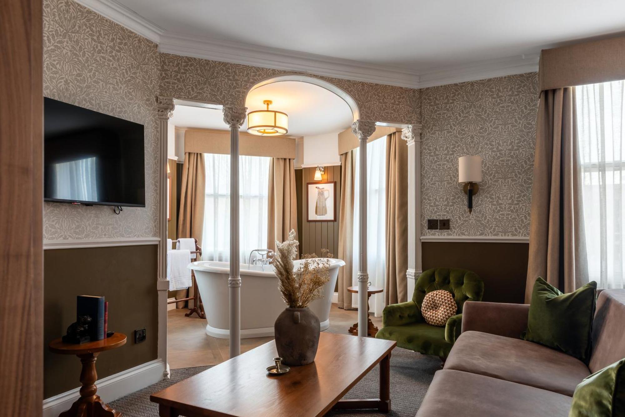 The Drayton Court Hotel London Exterior photo