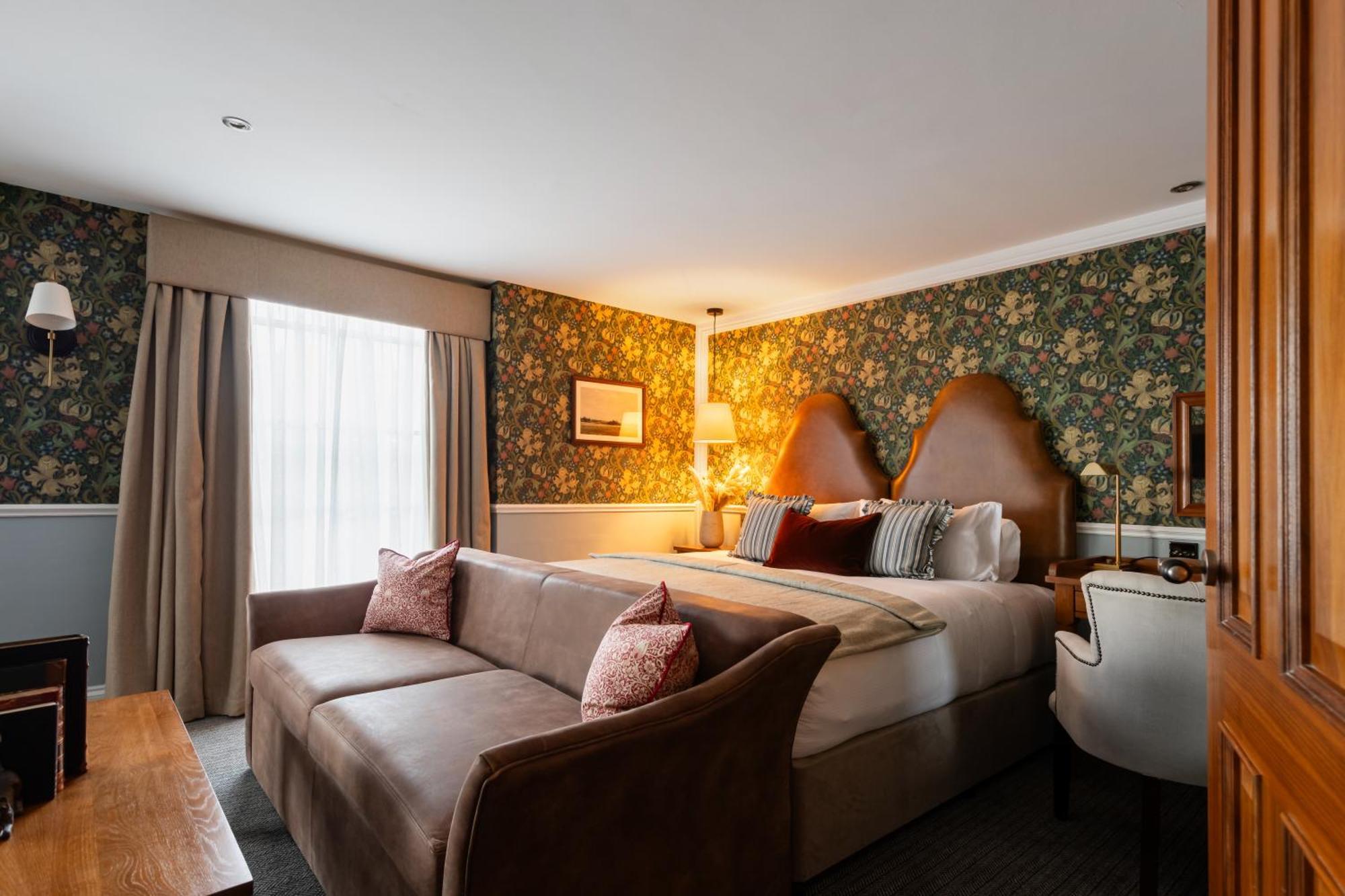 The Drayton Court Hotel London Exterior photo